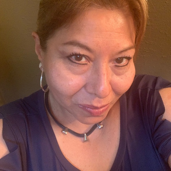 Meet your Posher, Maria - Picture 1 of 1